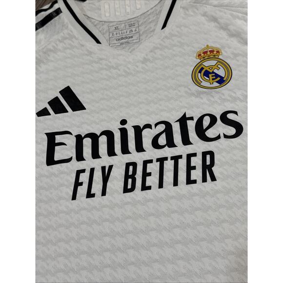 Adidas Real Madrid Home 24/25 Soccer/Football Jersey Size XL PLAYER VERSION - Picture 2 of 10